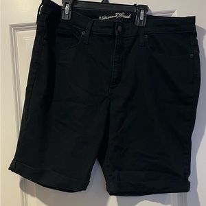 Universal Thread Women’s Shorts